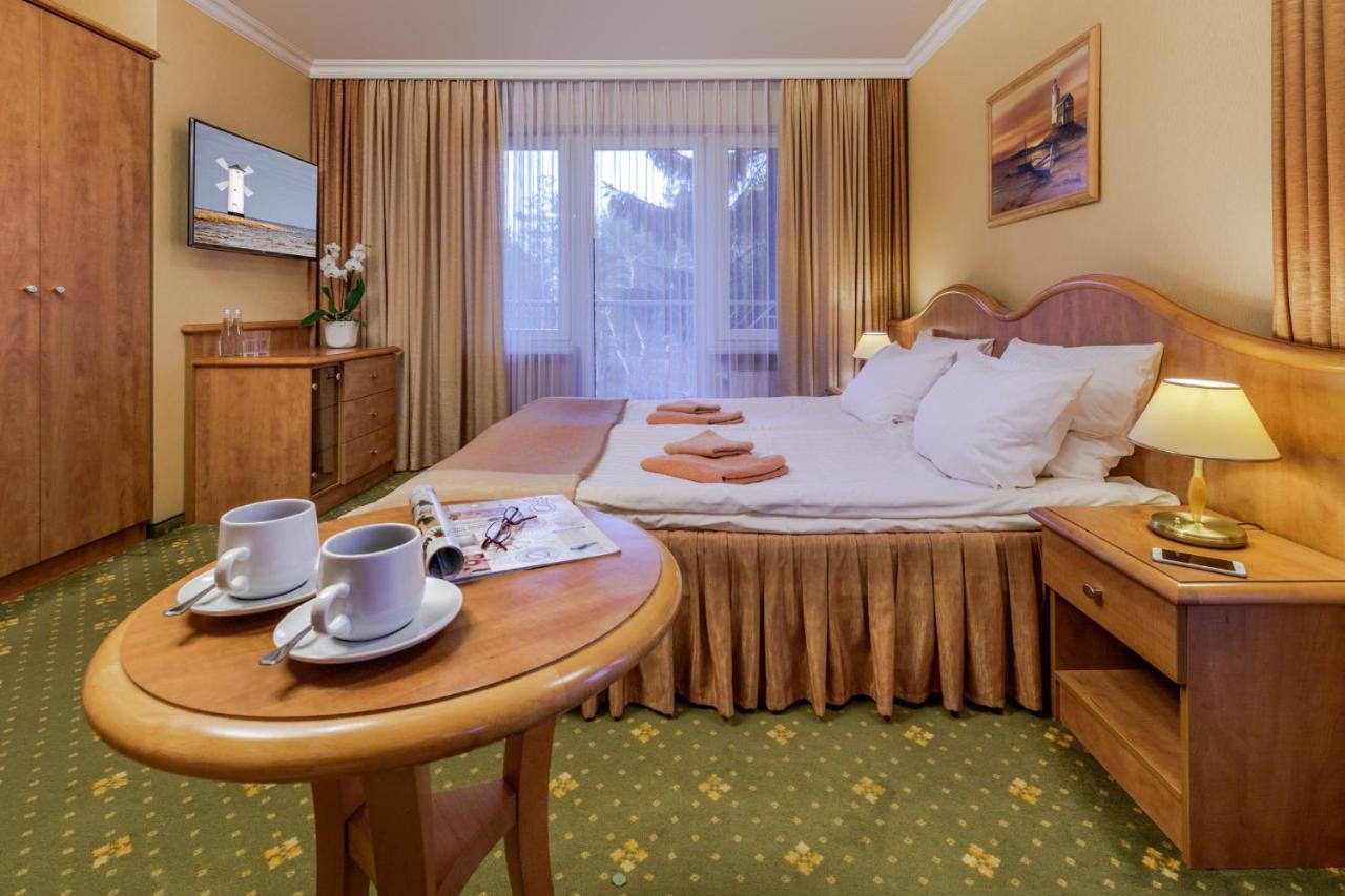 Hotel Polaris III Свиноуйсьце Экстерьер фото