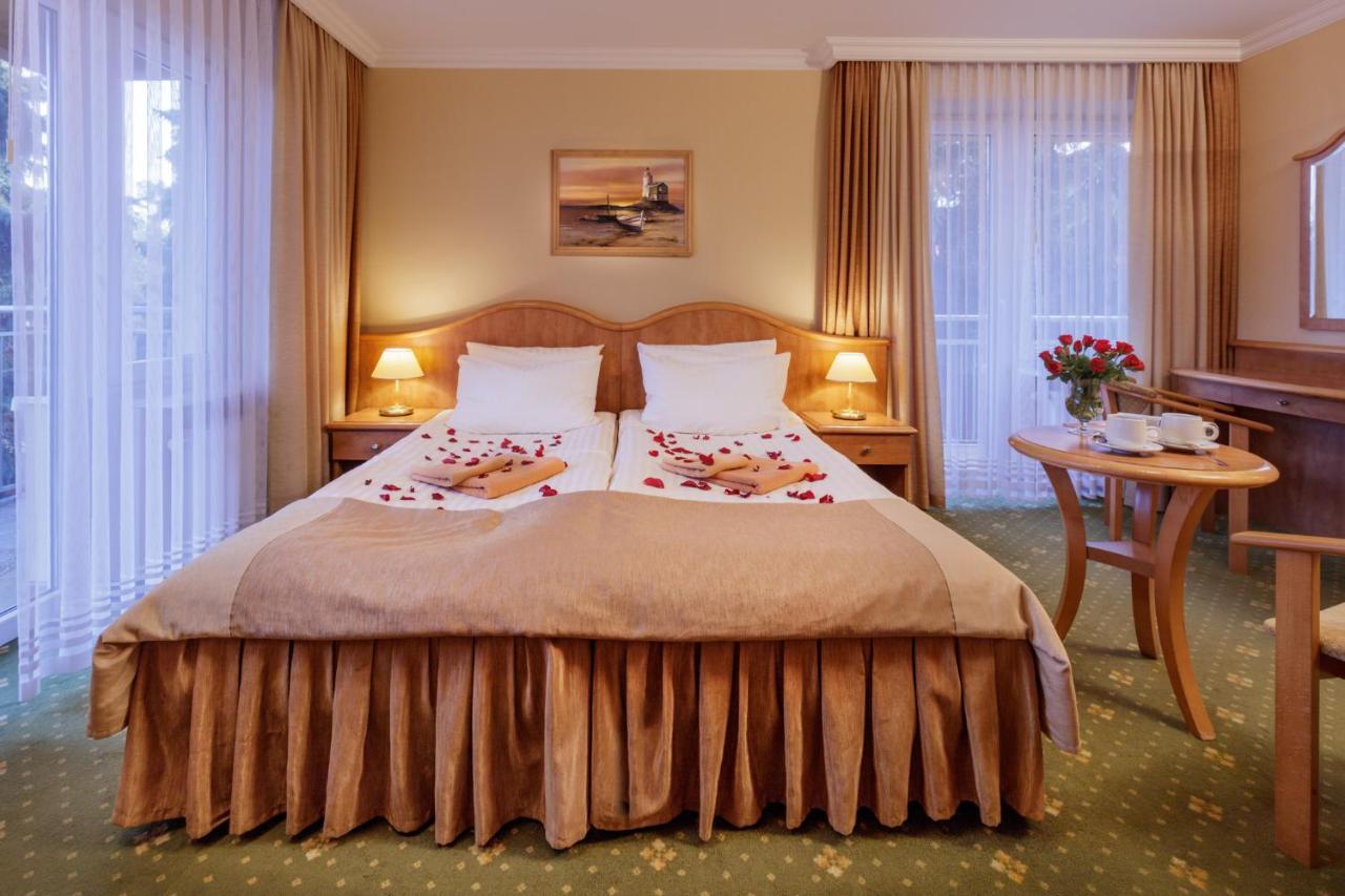 Hotel Polaris III Свиноуйсьце Экстерьер фото
