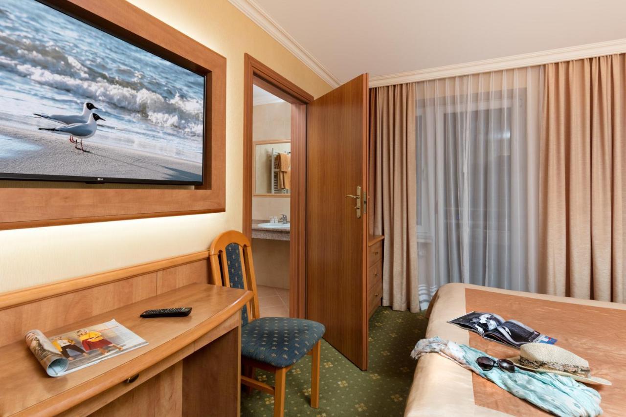 Hotel Polaris III Свиноуйсьце Экстерьер фото