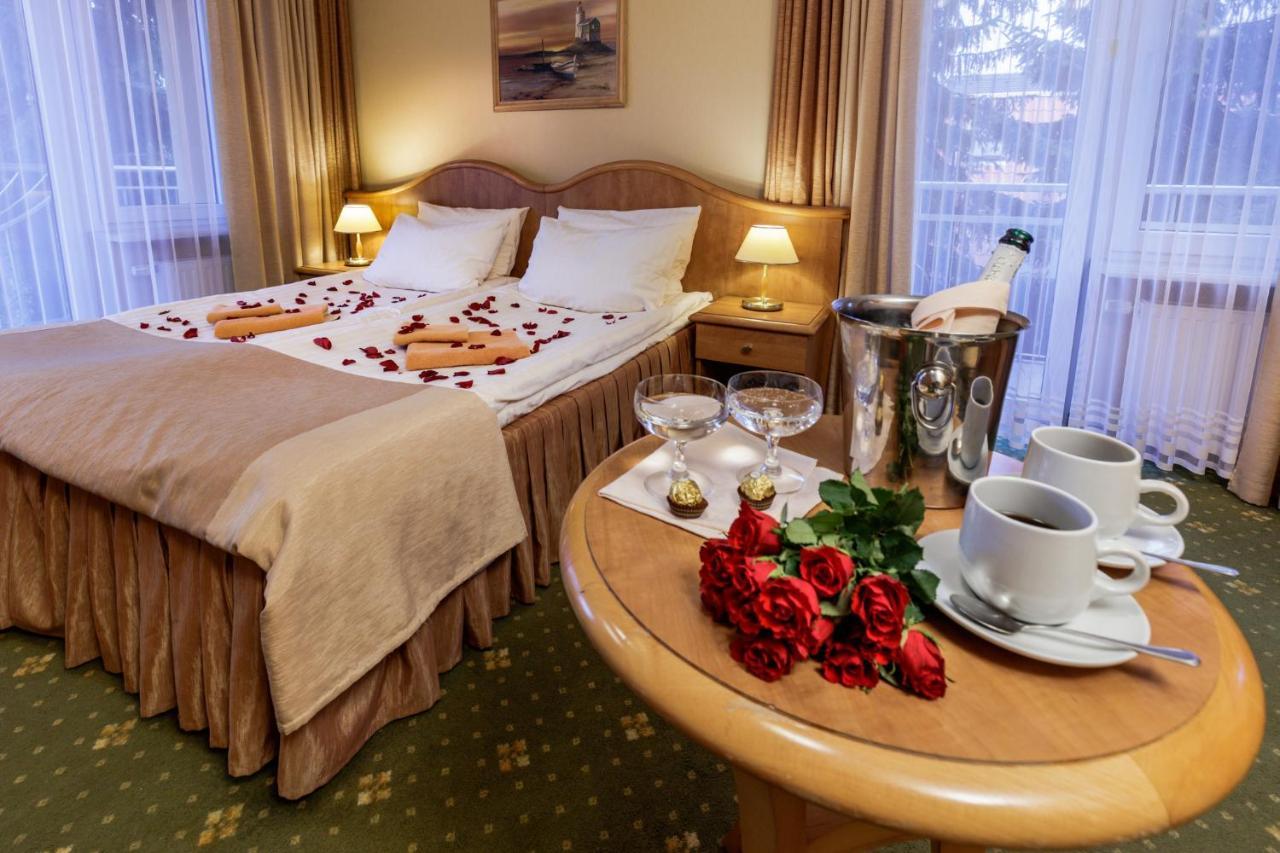 Hotel Polaris III Свиноуйсьце Экстерьер фото