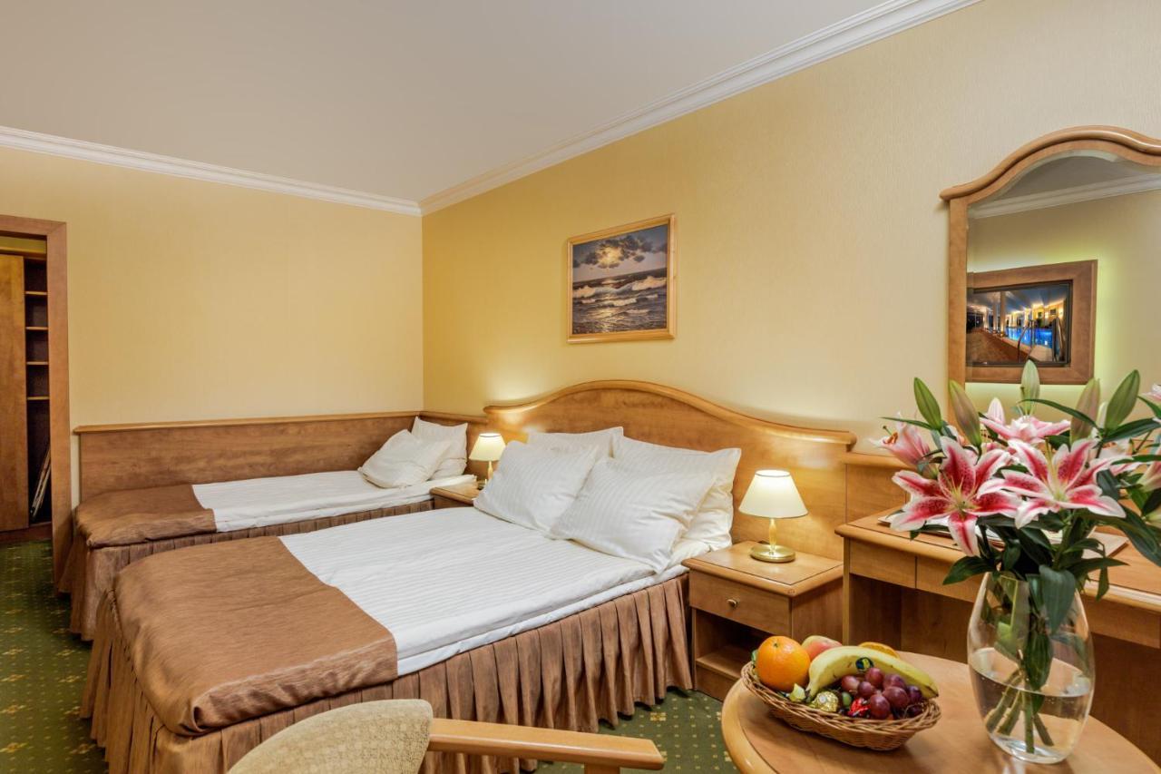 Hotel Polaris III Свиноуйсьце Экстерьер фото