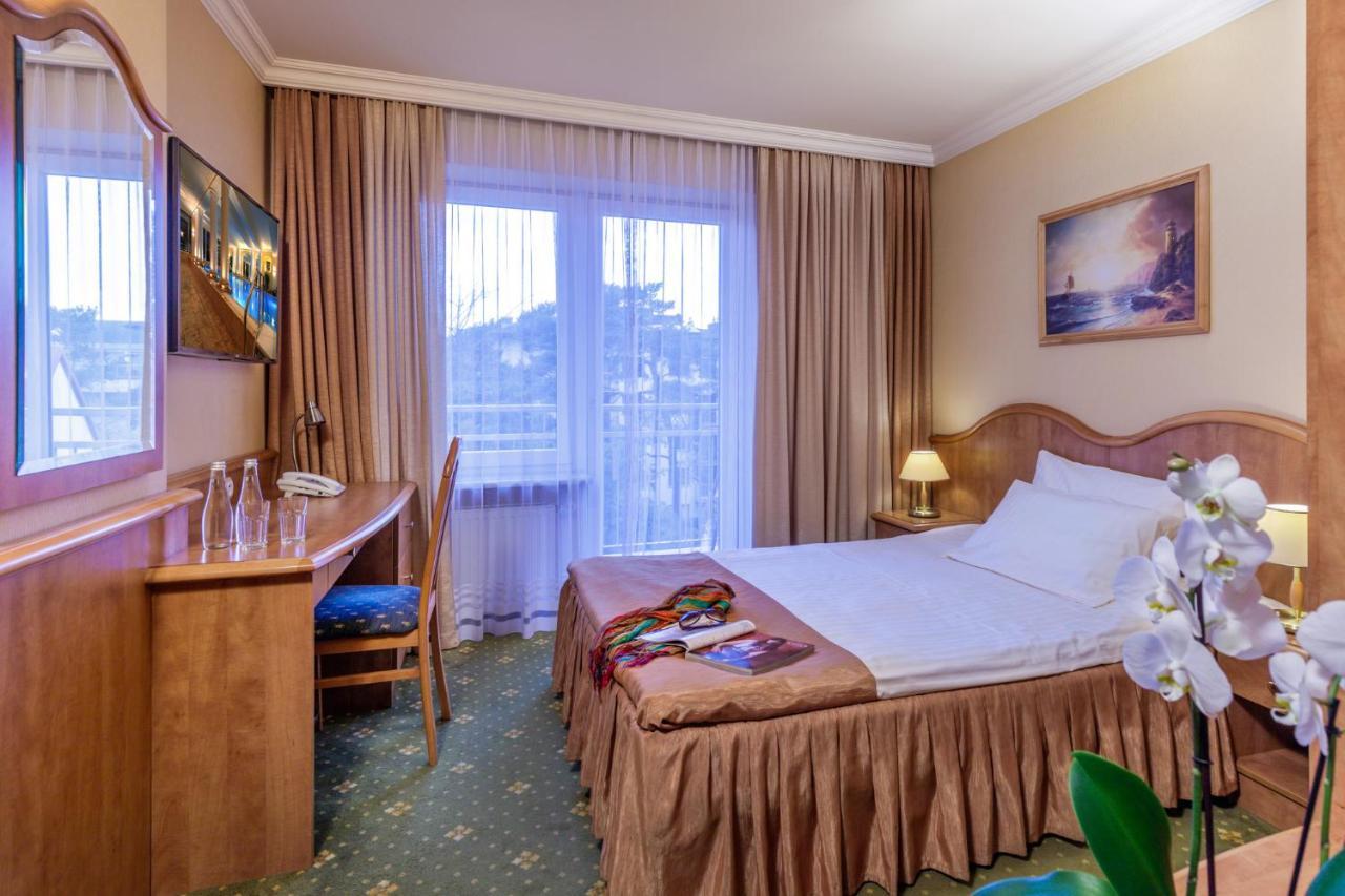 Hotel Polaris III Свиноуйсьце Экстерьер фото